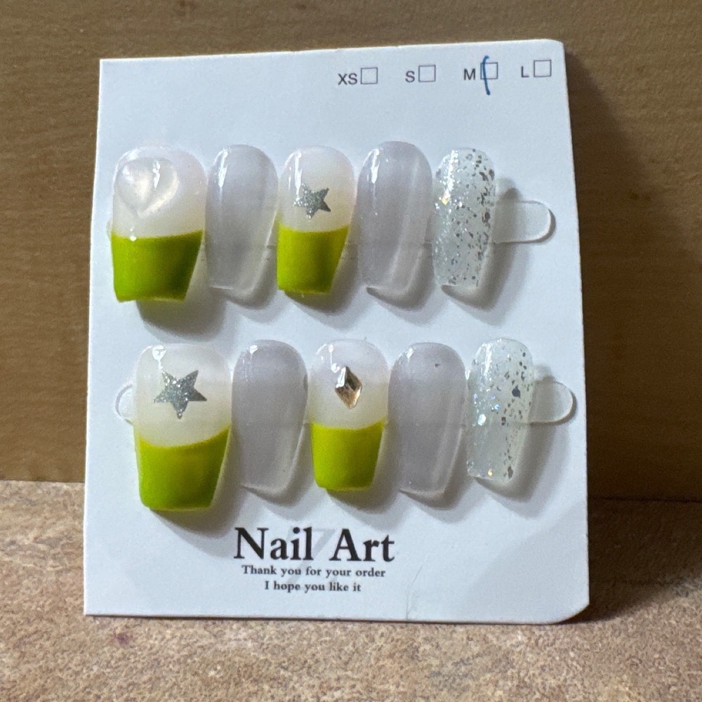Nail Art Press On Nails Medium Lime Green White Silver Stars Heart Glitter Gem‎